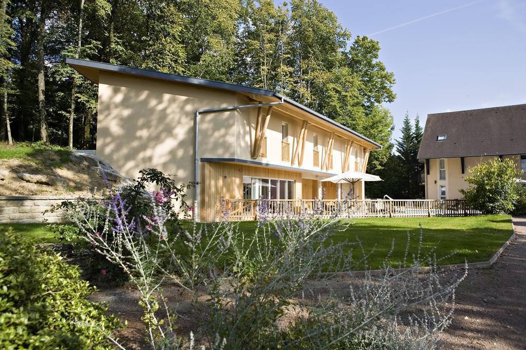 Logis Hotel Parenthese, Restaurant & Spa Chille Exterior foto